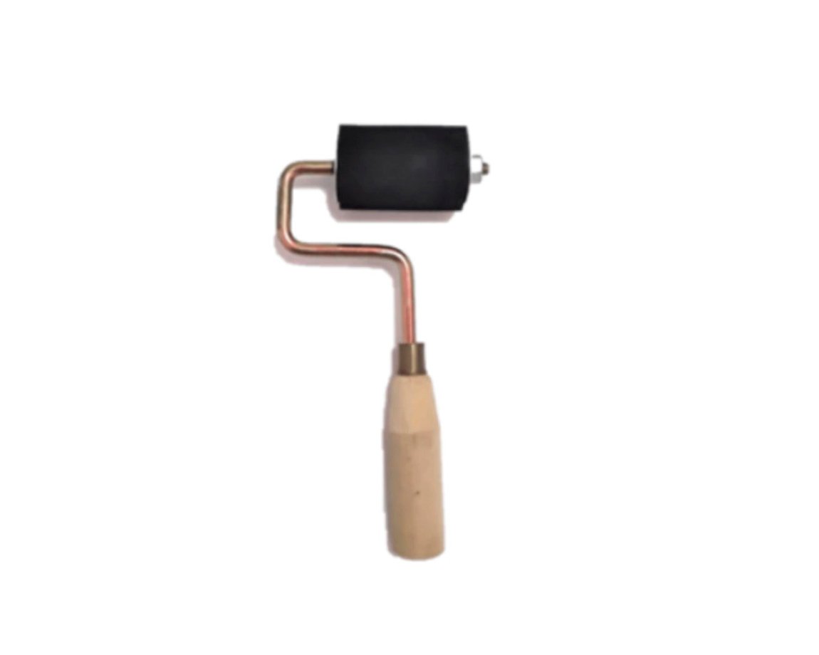 RODILLO GOMA PARA GRABADO   5 CM M/MADERA